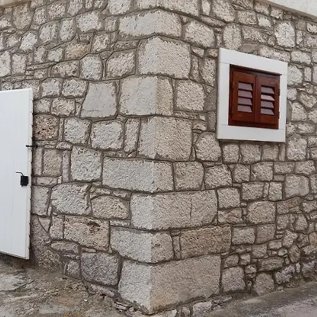 Kata Apartment Prvic Sepurine