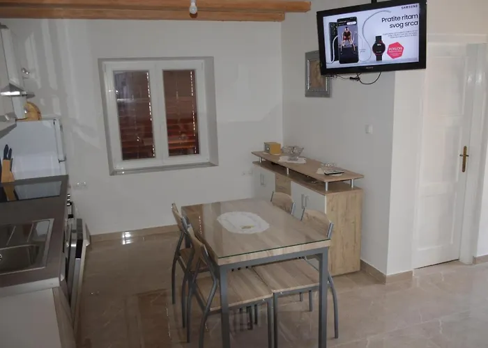 Apartment Kata Prvic Sepurine